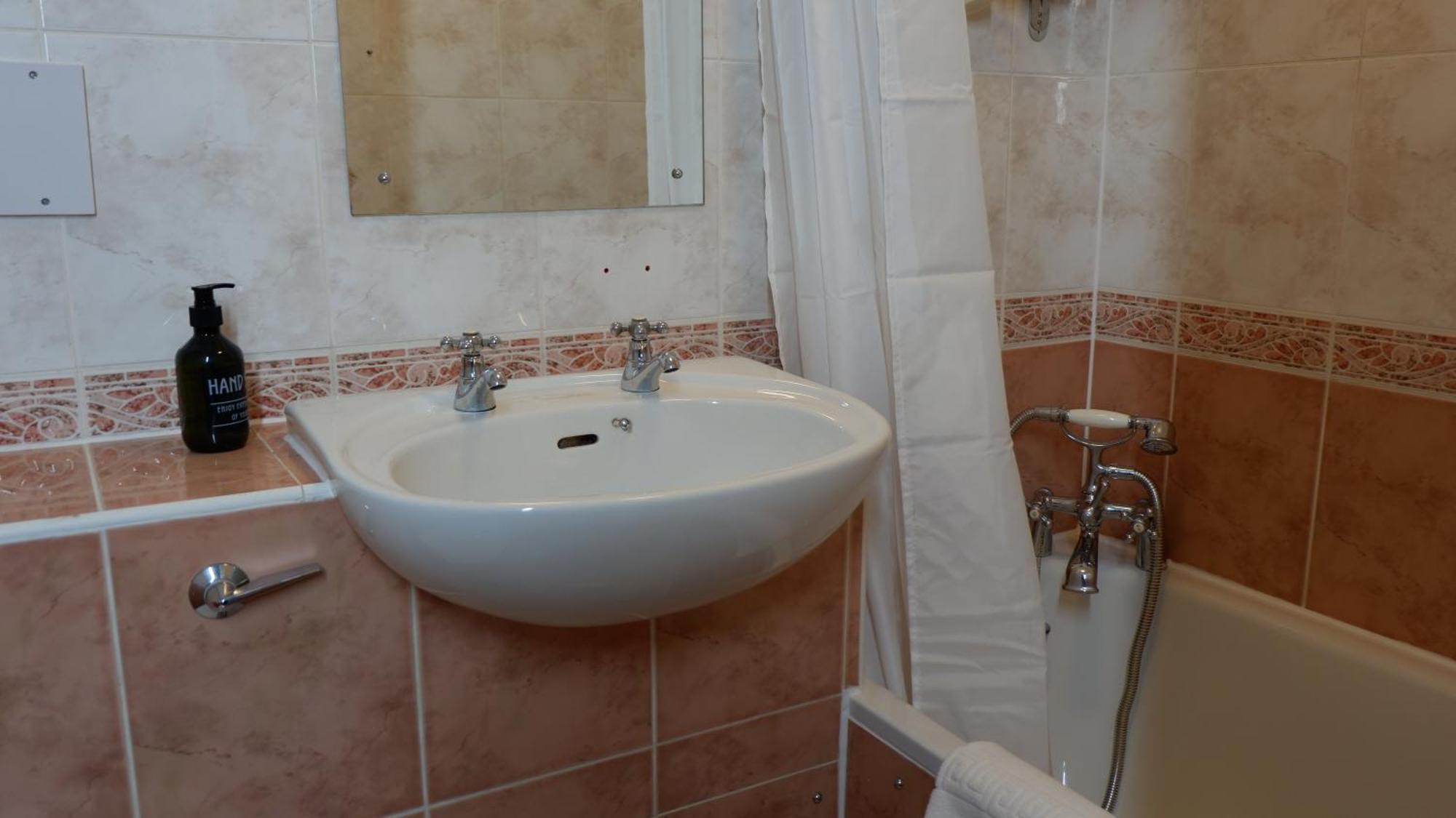 4 Friends House Hotell Edinburg Exteriör bild