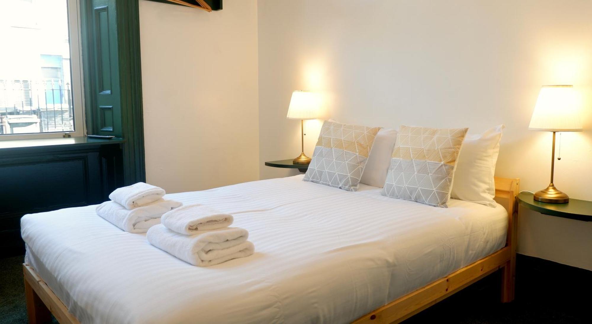 4 Friends House Hotell Edinburg Exteriör bild