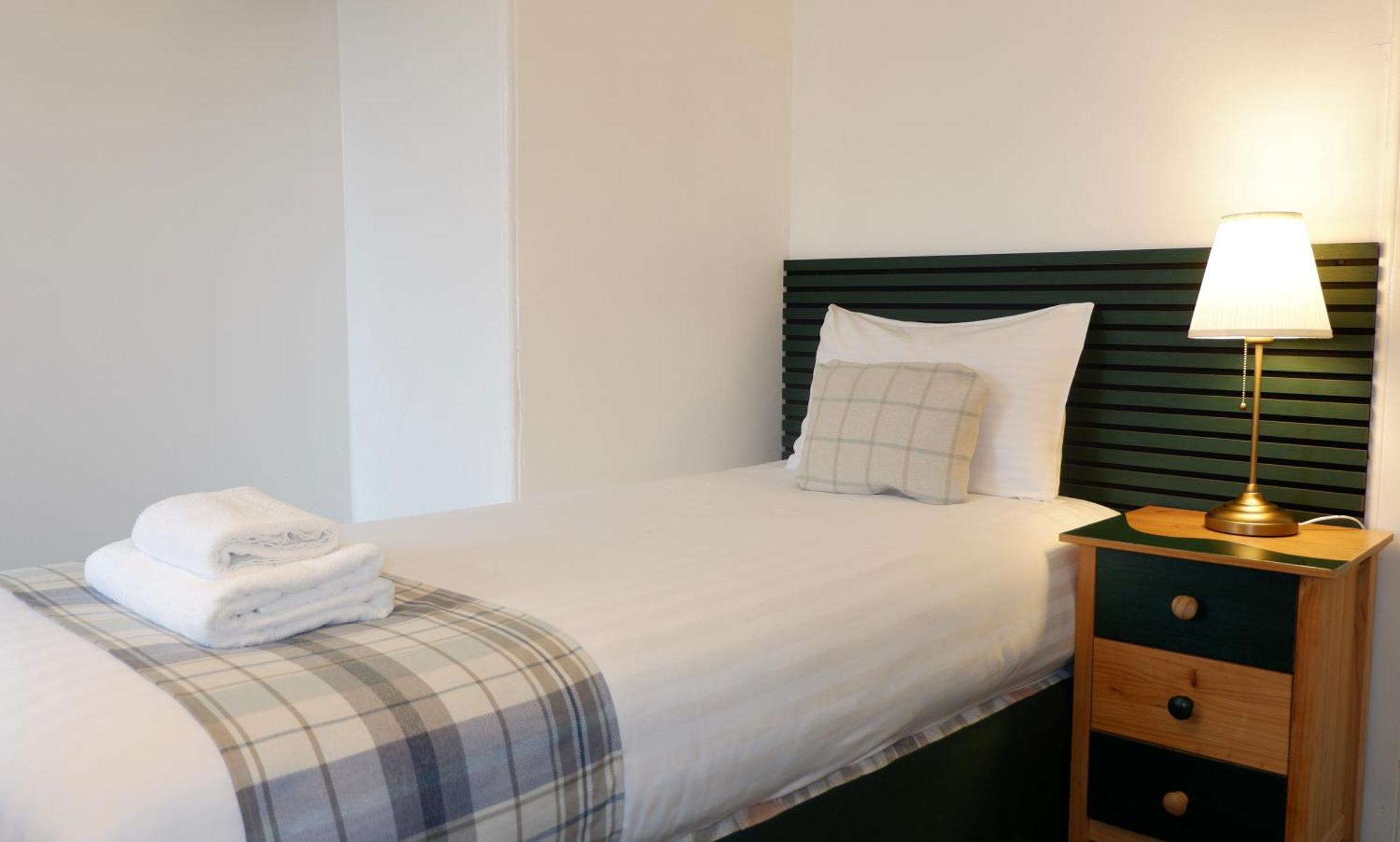 4 Friends House Hotell Edinburg Exteriör bild