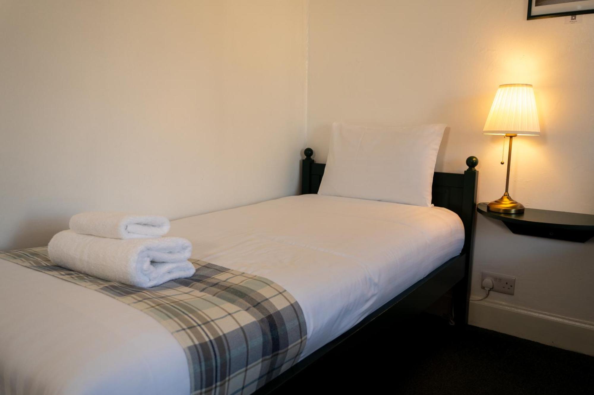 4 Friends House Hotell Edinburg Rum bild